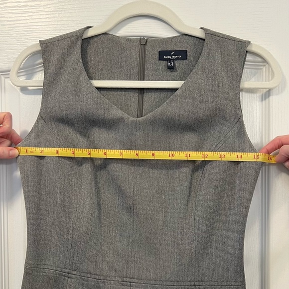 French Designer Daniel Hechter dress - Picture 2 of 7